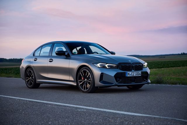 Bmw 3 Series Sedan Foto 168