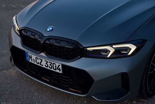 Bmw 3 Series Sedan Foto 171