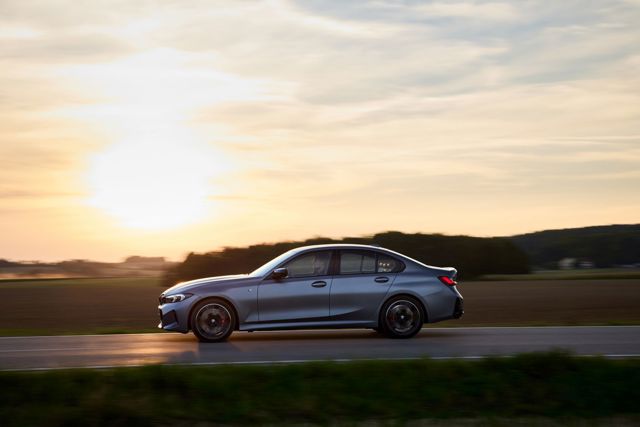 Bmw 3 Series Sedan Foto 173