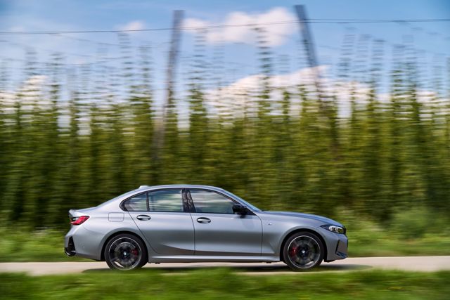Bmw 3 Series Sedan Foto 177