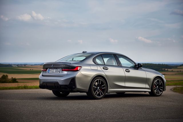 Bmw 3 Series Sedan Foto 178
