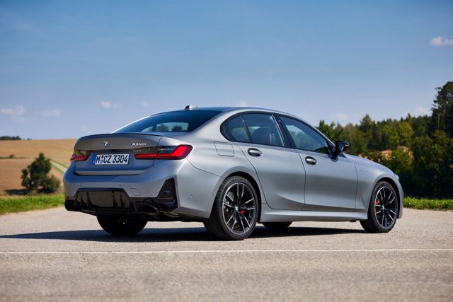 Bmw 3 Series Sedan Foto 187
