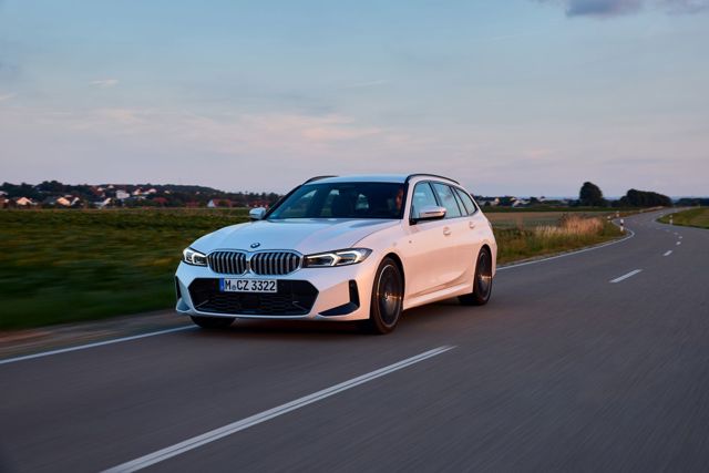 Bmw 3 Series Touring photo 73