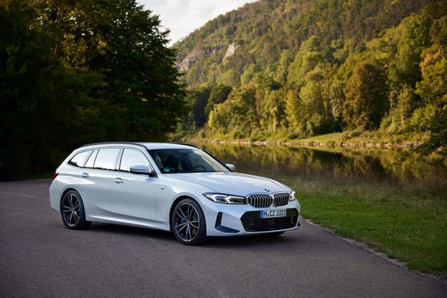 Bmw 3 Series Touring photo 74