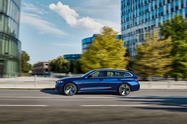 Bmw 3 Series Touring photo 8