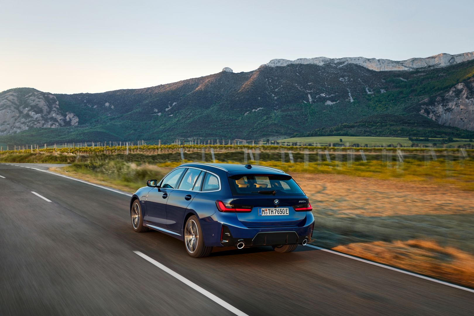 Bmw 3 Series Touring photo 11