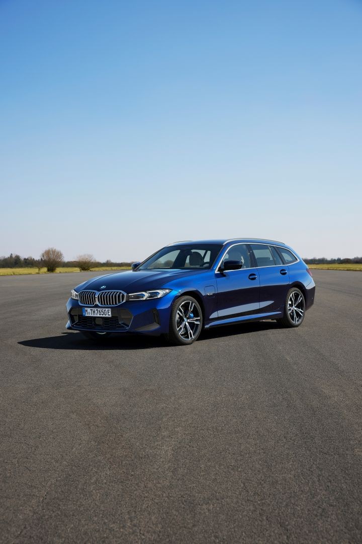 Bmw 3 Series Touring photo 16