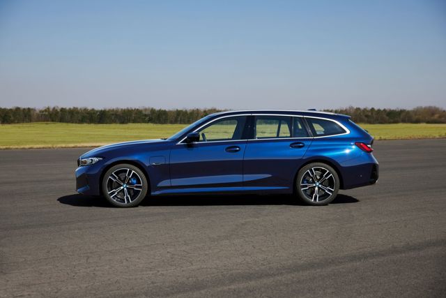Bmw 3 Series Touring photo 20