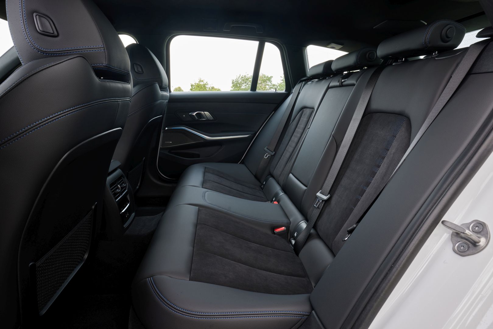 Bmw 3 Series Touring photo 103