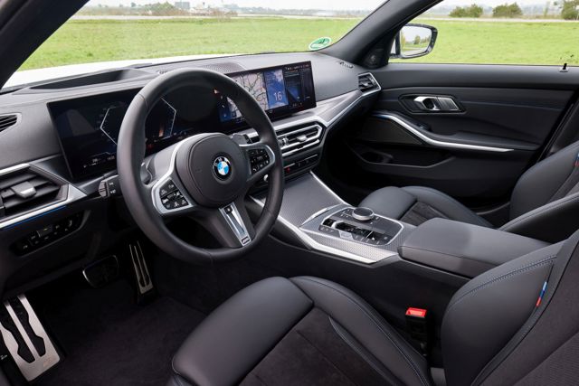 Bmw 3 Series Touring photo 111