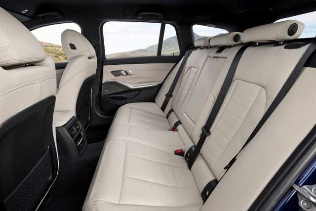 Bmw 3 Series Touring photo 98