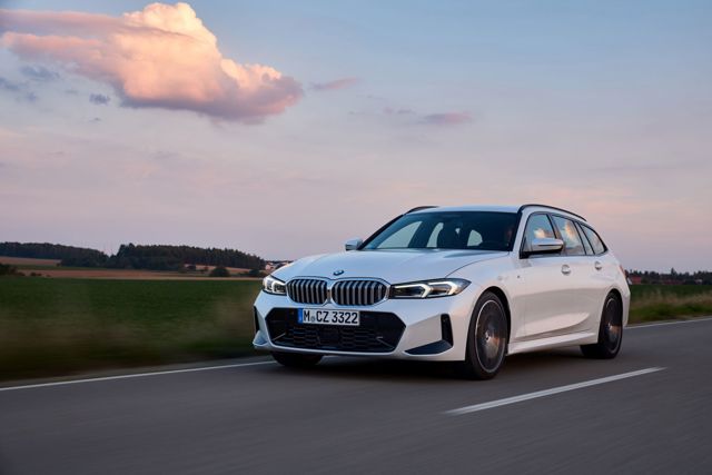 Bmw 3 Series Touring photo 59