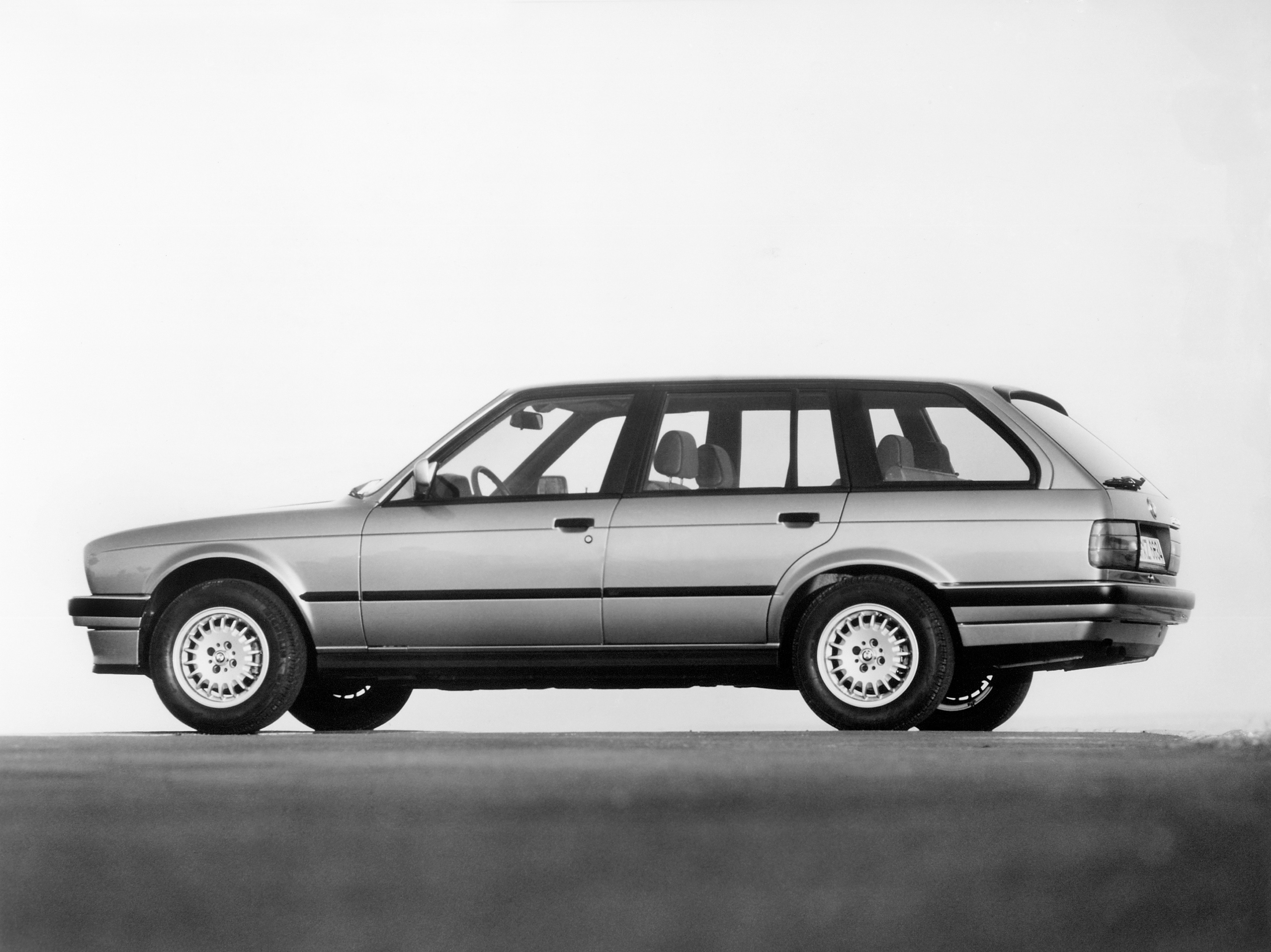 Bmw 3 Series Touring photo 6