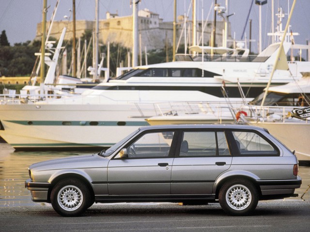 Bmw 3 Series Touring foto 11