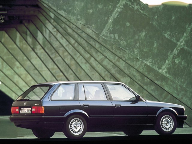 Bmw 3 Series Touring foto 12