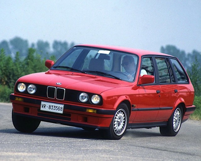 Bmw 3 Series Touring foto 29