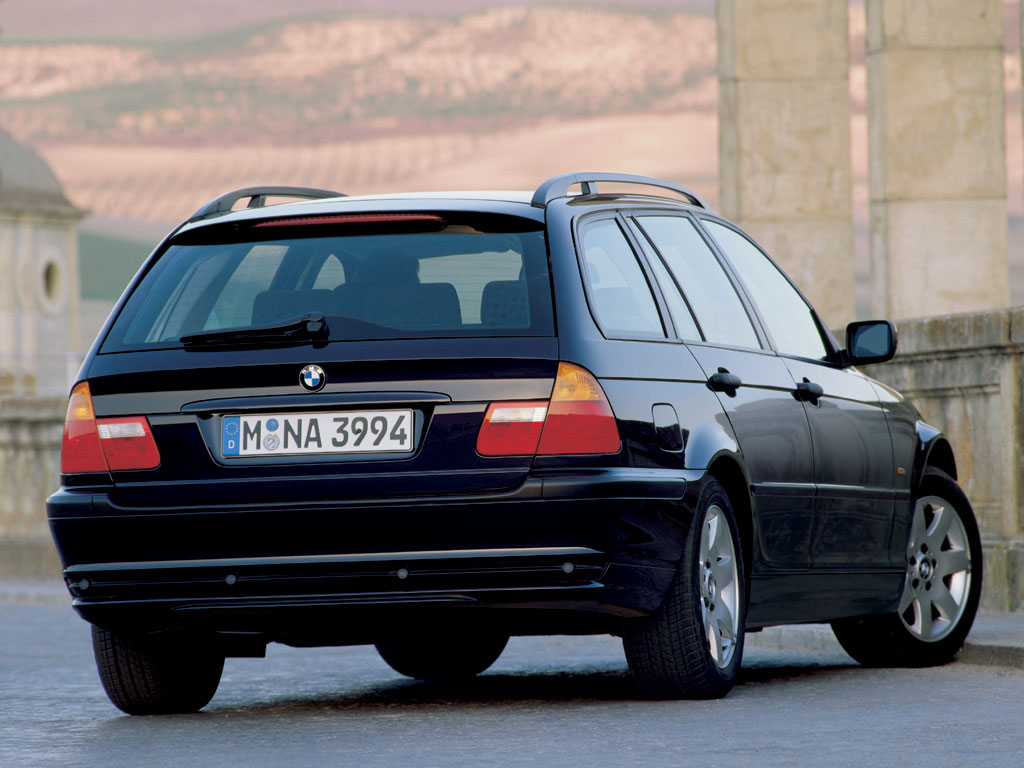 Bmw 3 Series Touring photo 9
