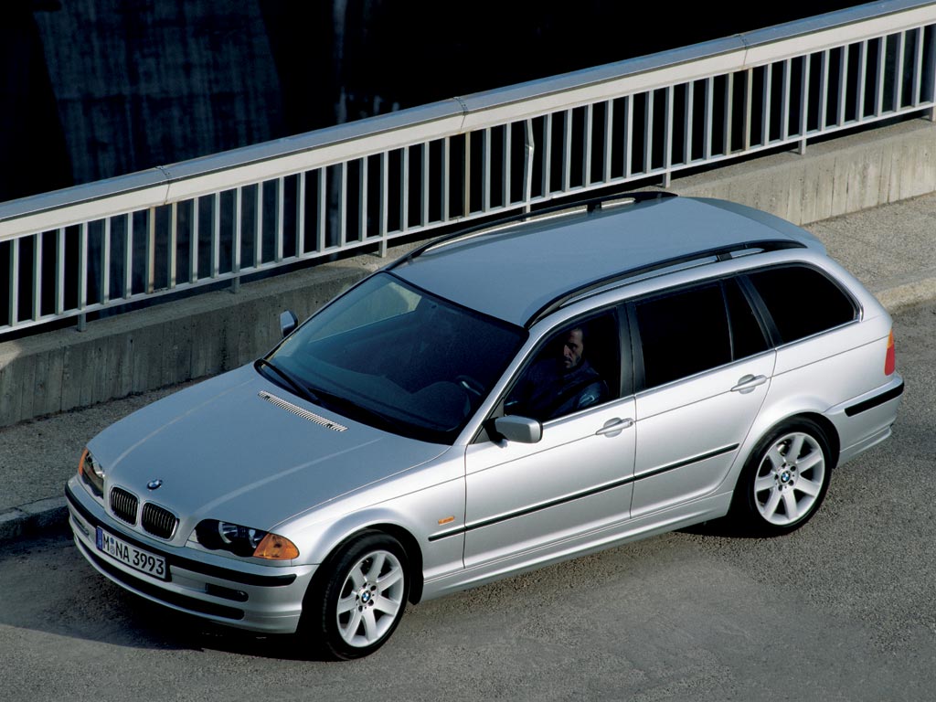 Bmw 3 Series Touring photo 10