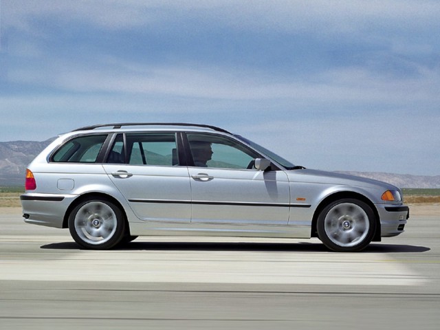 Bmw 3 Series Touring photo 18