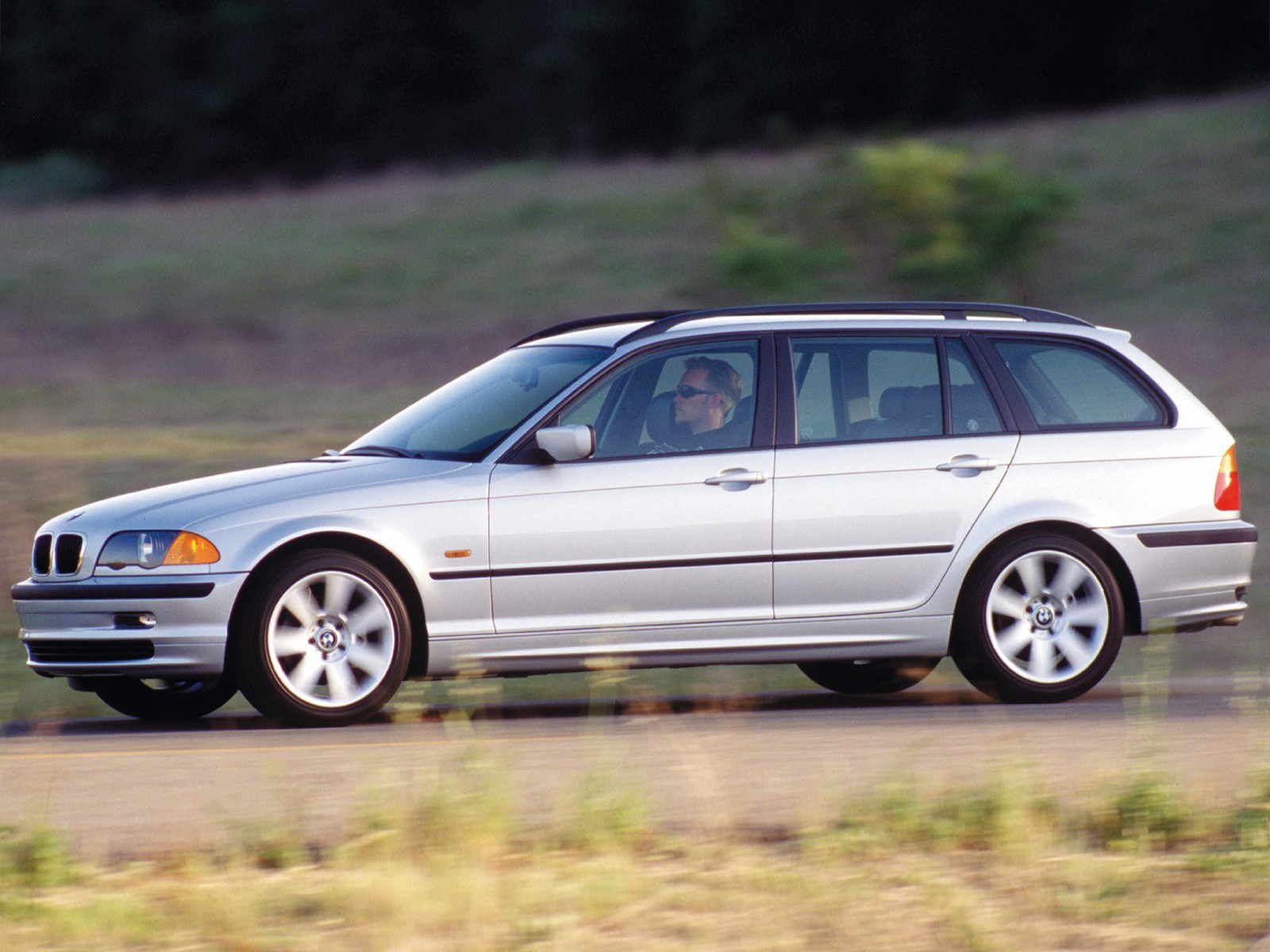 Bmw 3 Series Touring photo 35