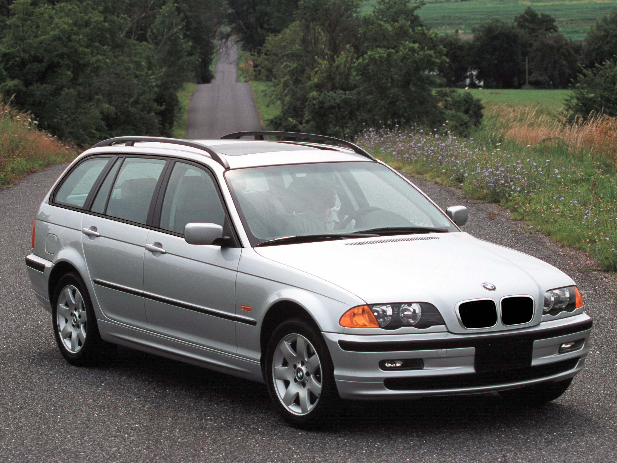 Bmw 3 Series Touring photo 47