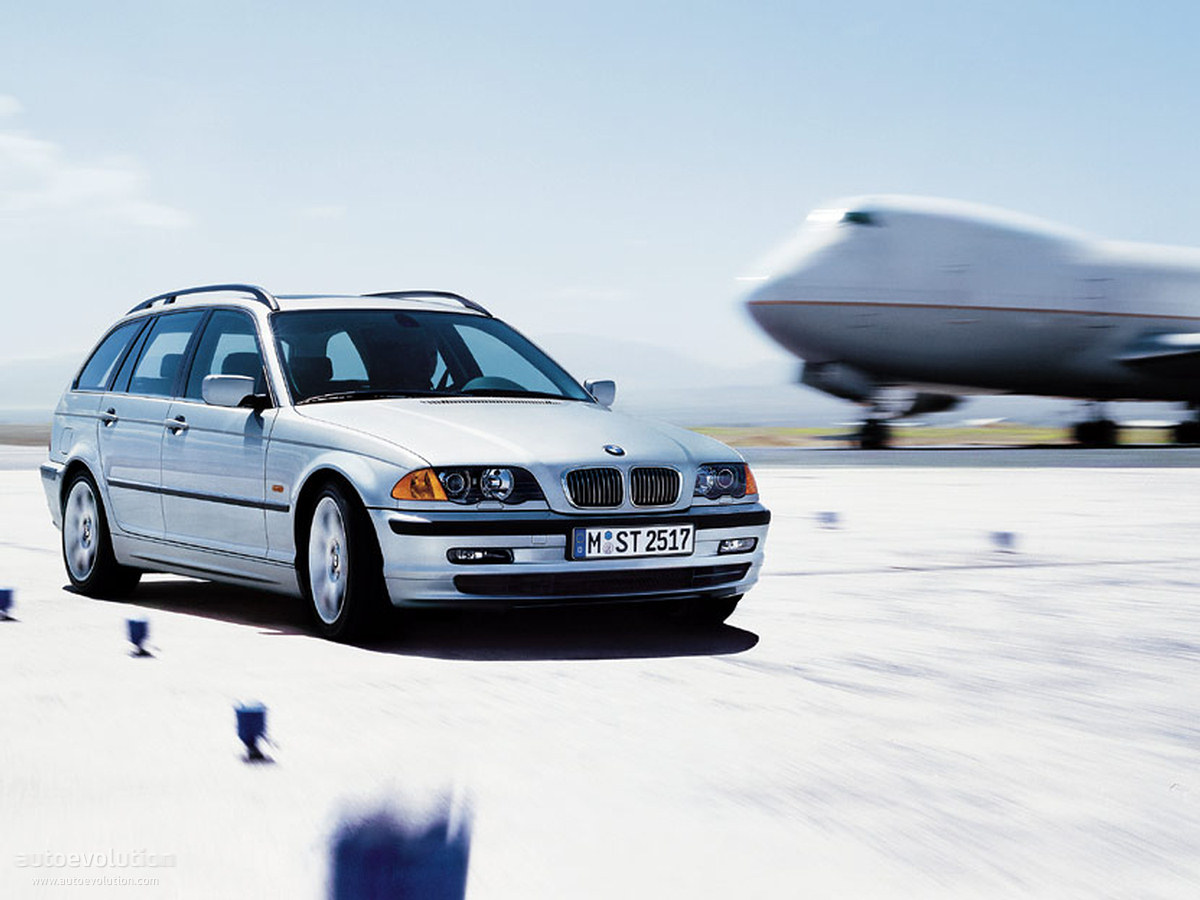 Bmw 3 Series Touring photo 3