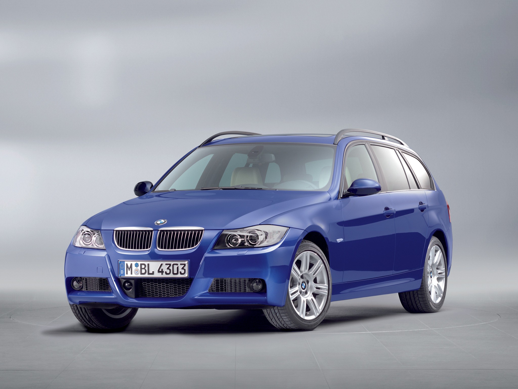 Bmw 3 Series Touring photo 11
