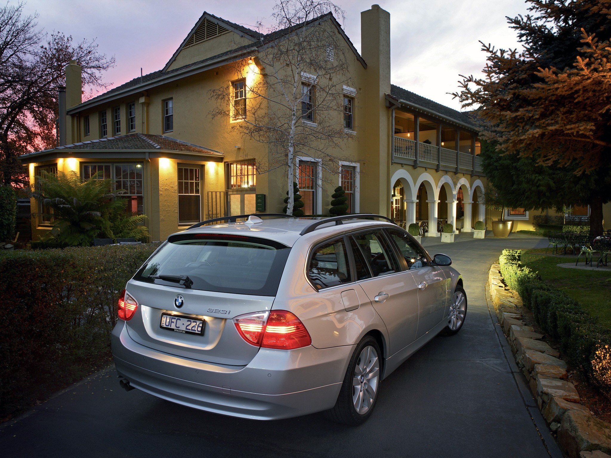 Bmw 3 Series Touring photo 16