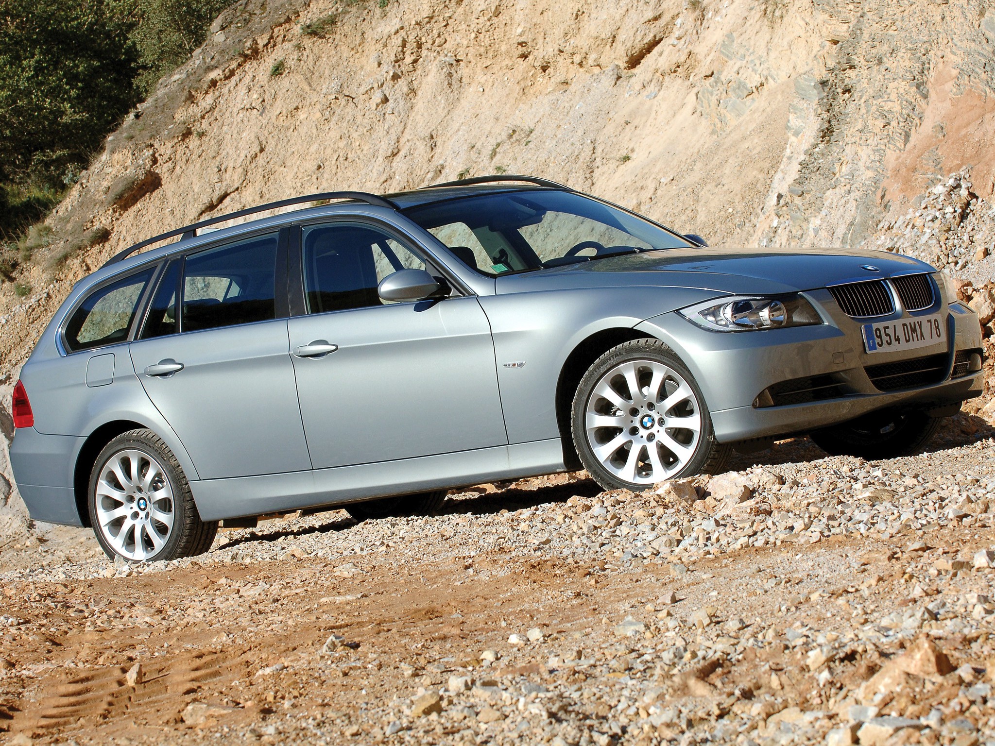 Bmw 3 Series Touring photo 17