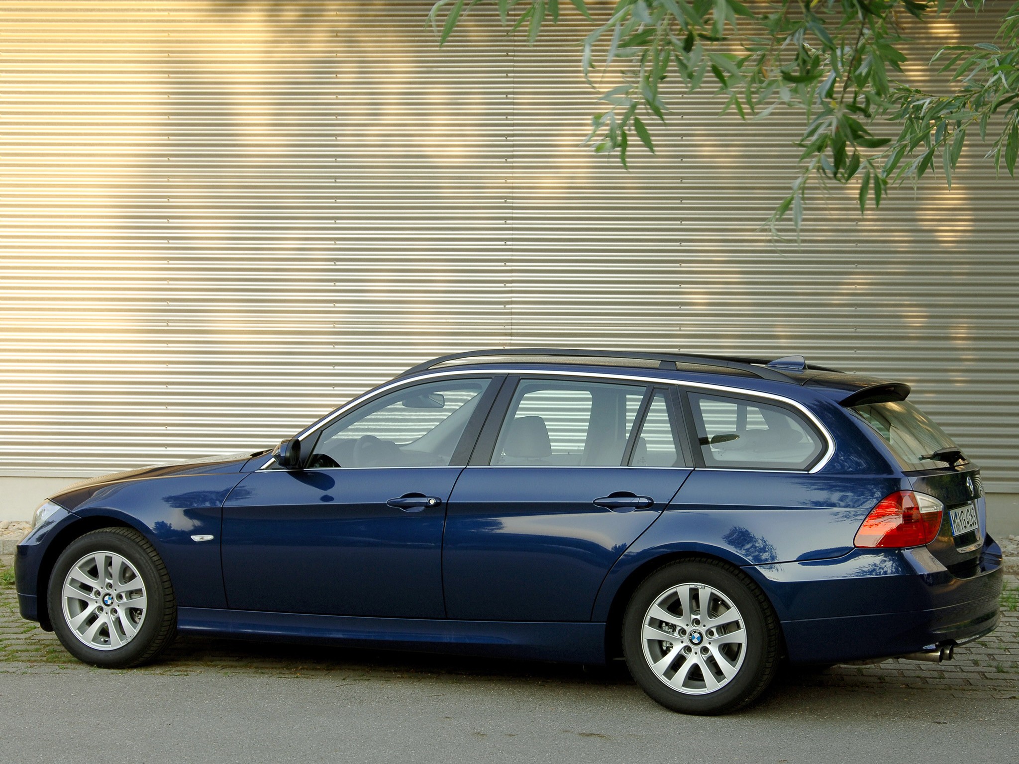 Bmw 3 Series Touring photo 22