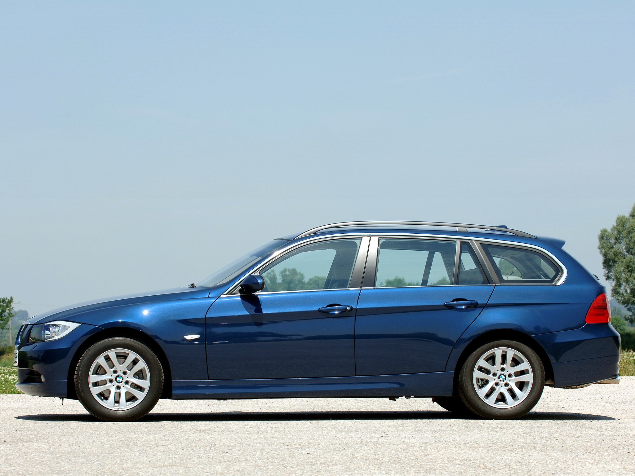 Bmw 3 Series Touring photo 25