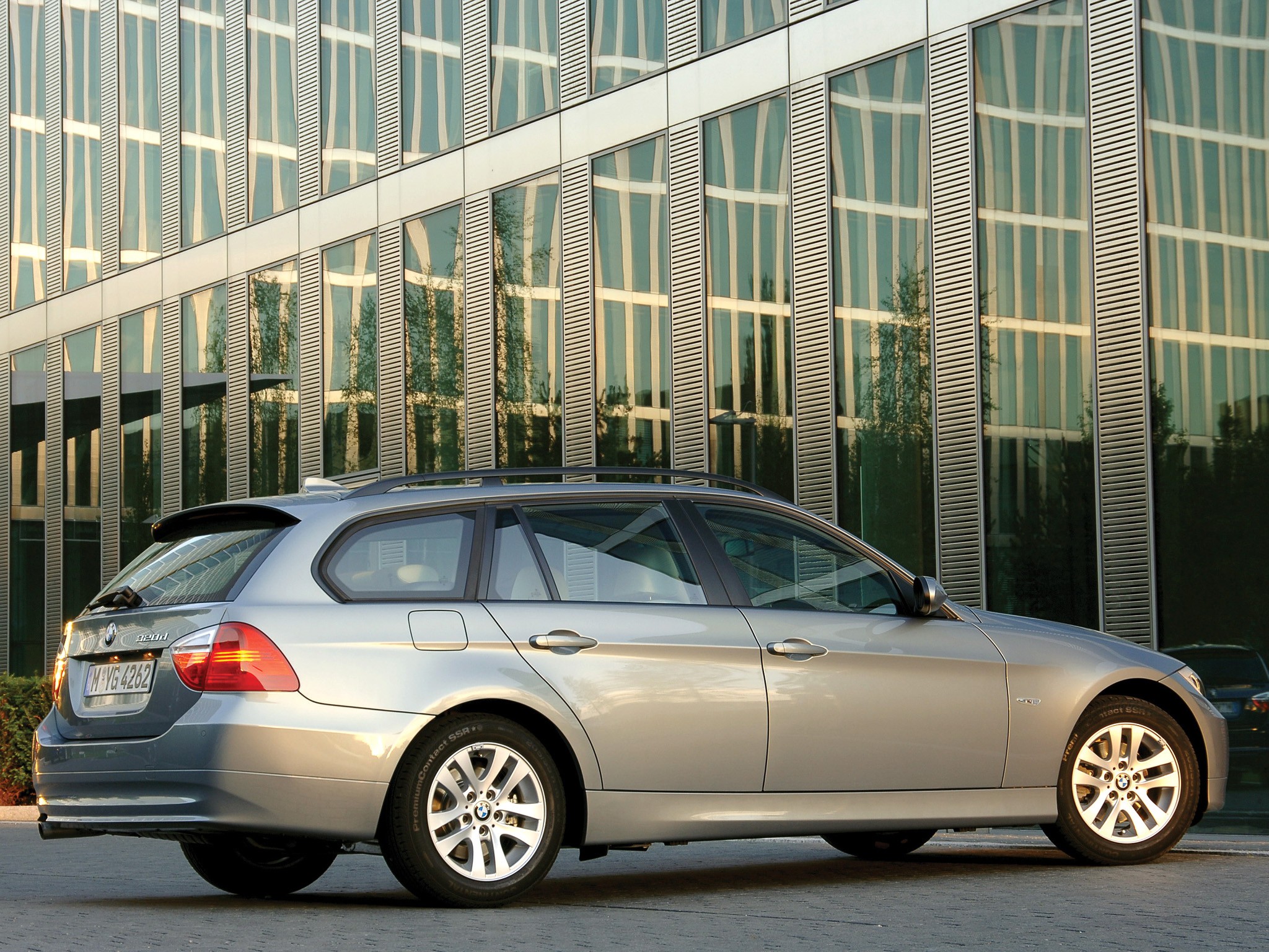Bmw 3 Series Touring photo 33