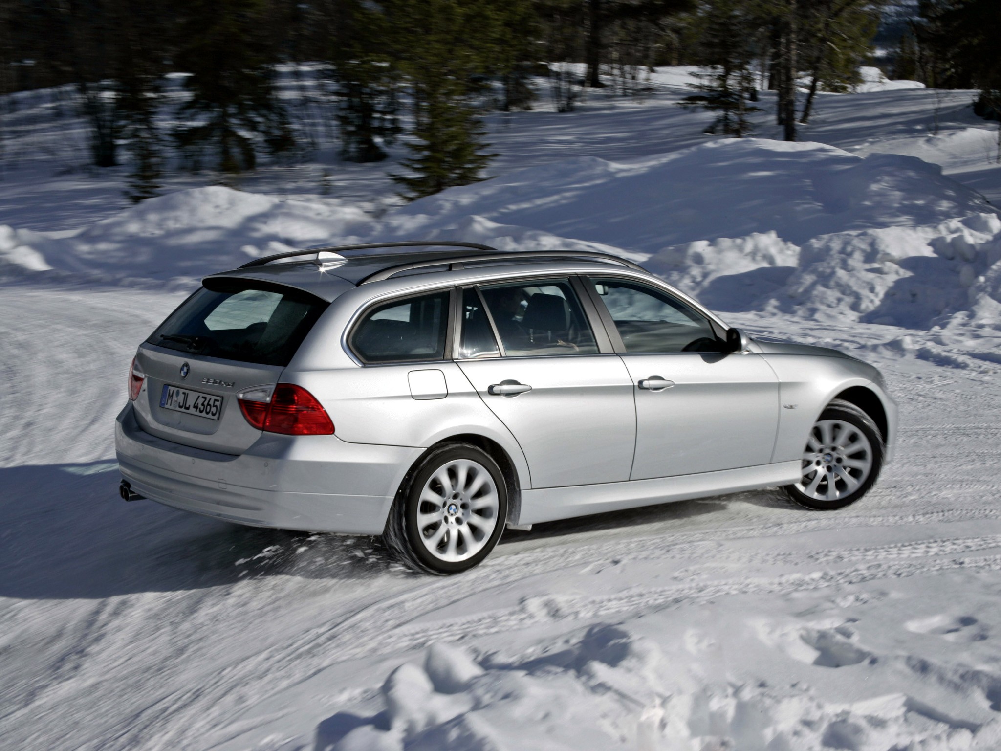 Bmw 3 Series Touring photo 38
