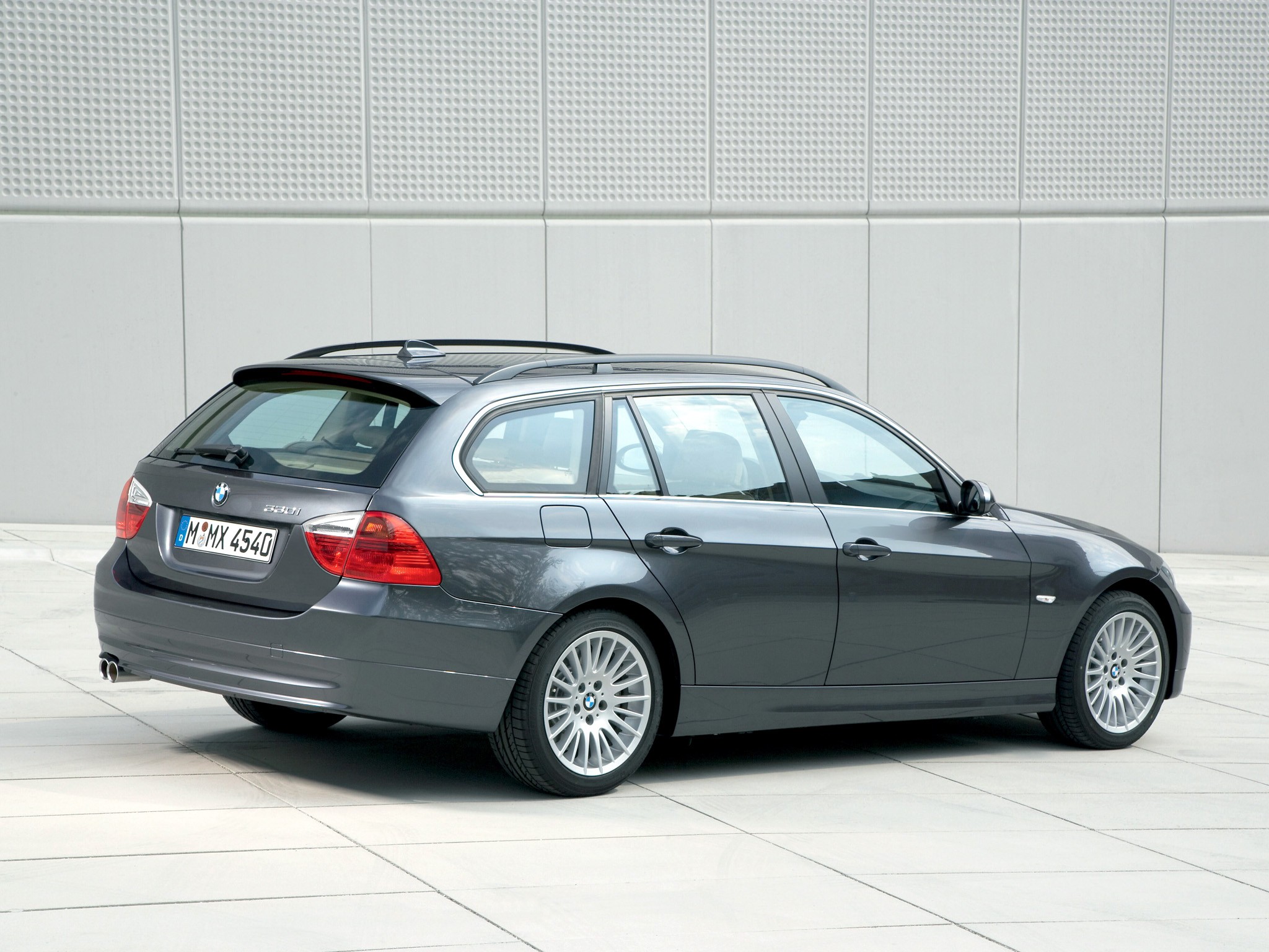 Bmw 3 Series Touring photo 40