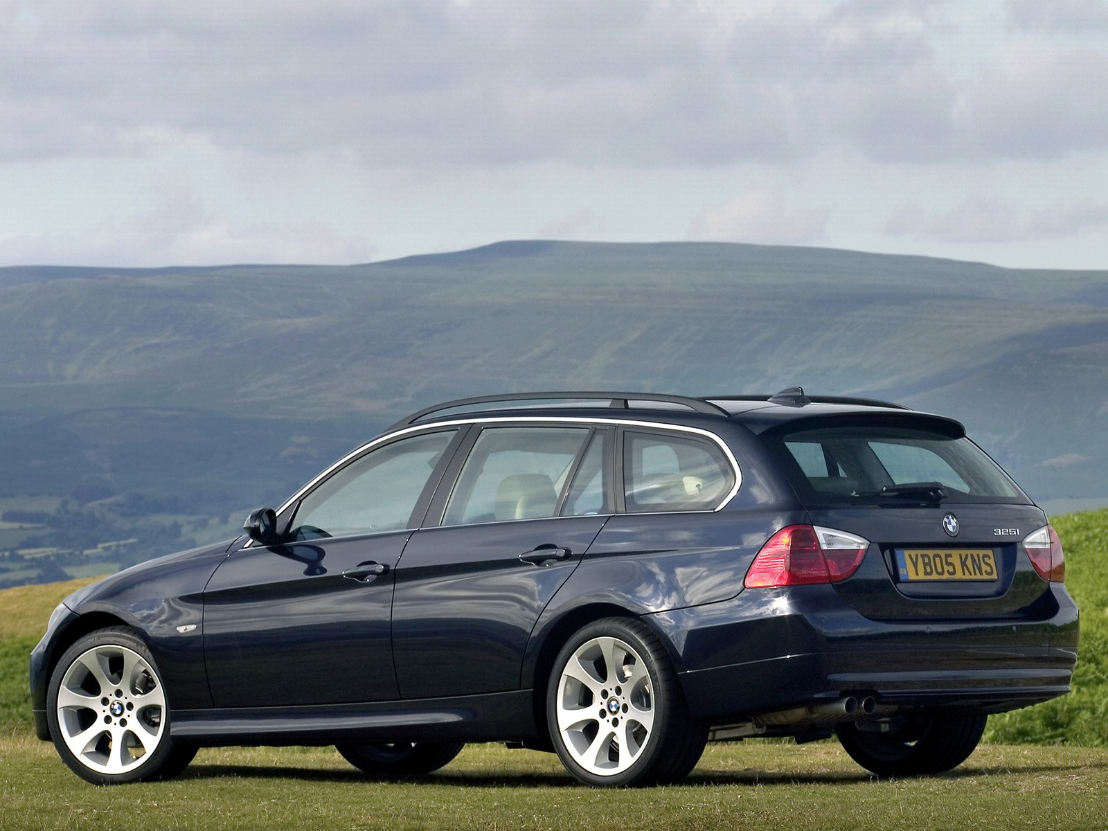 Bmw 3 Series Touring photo 47