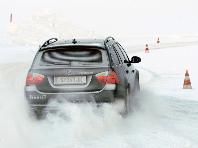 Bmw 3 Series Touring photo 57