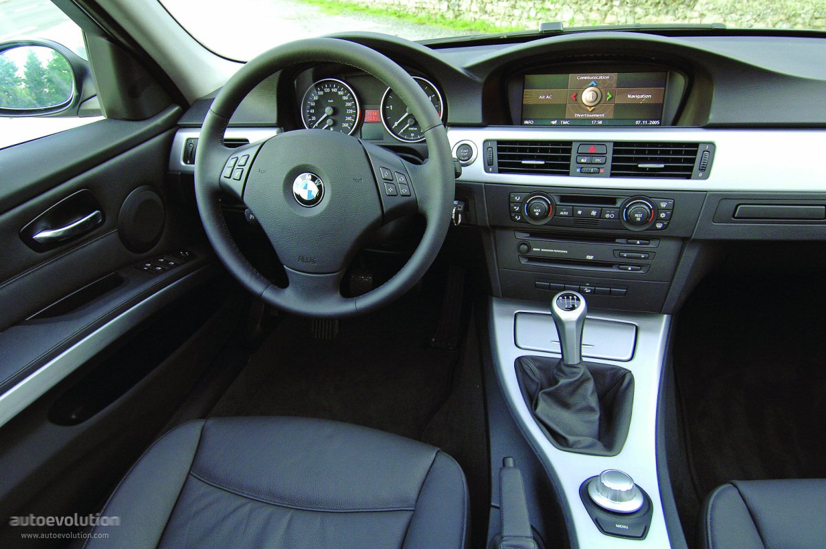 Bmw 3 Series Touring photo 59