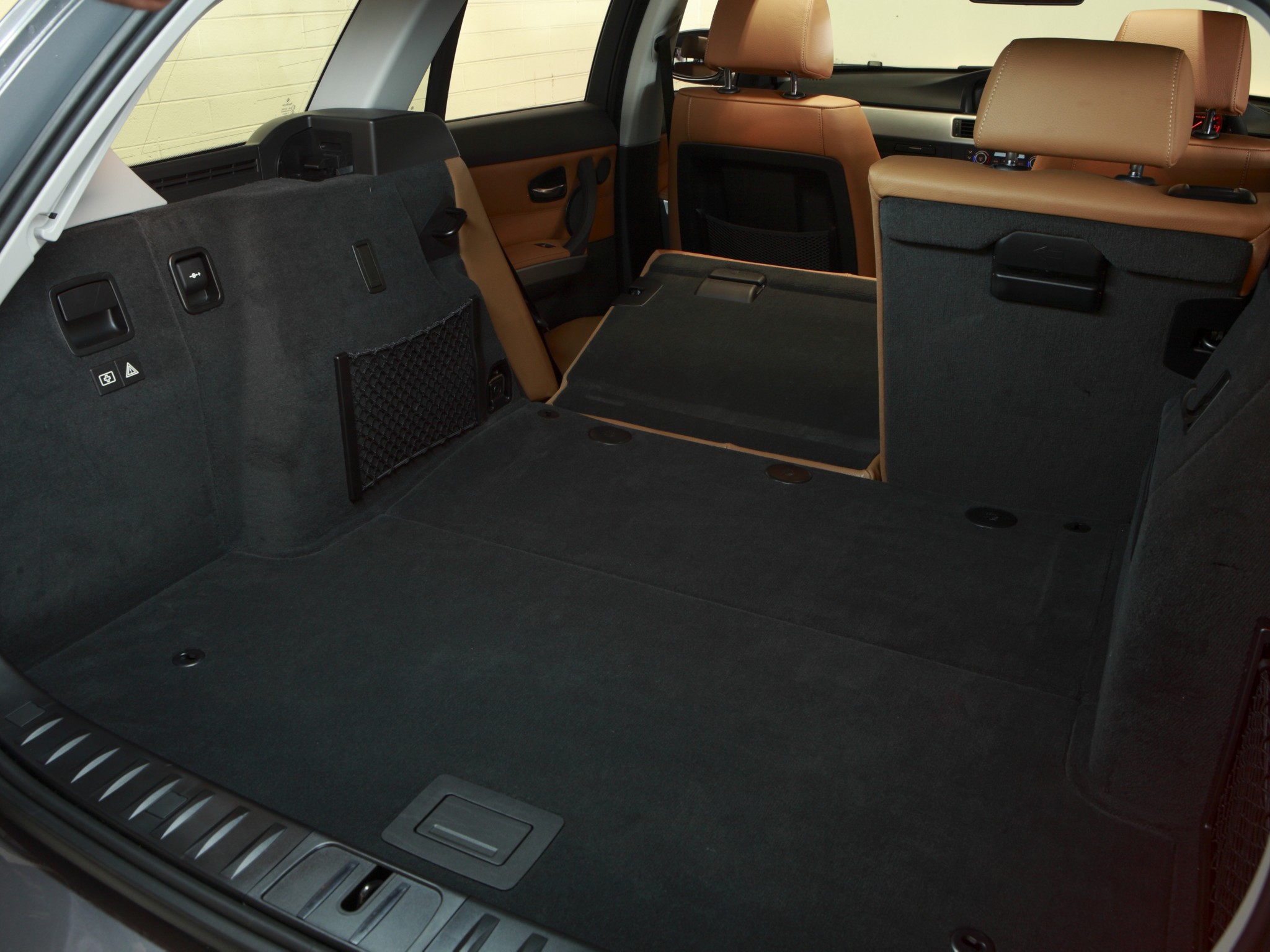 Bmw 3 Series Touring photo 86