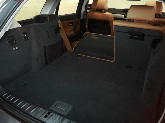 Bmw 3 Series Touring photo 86