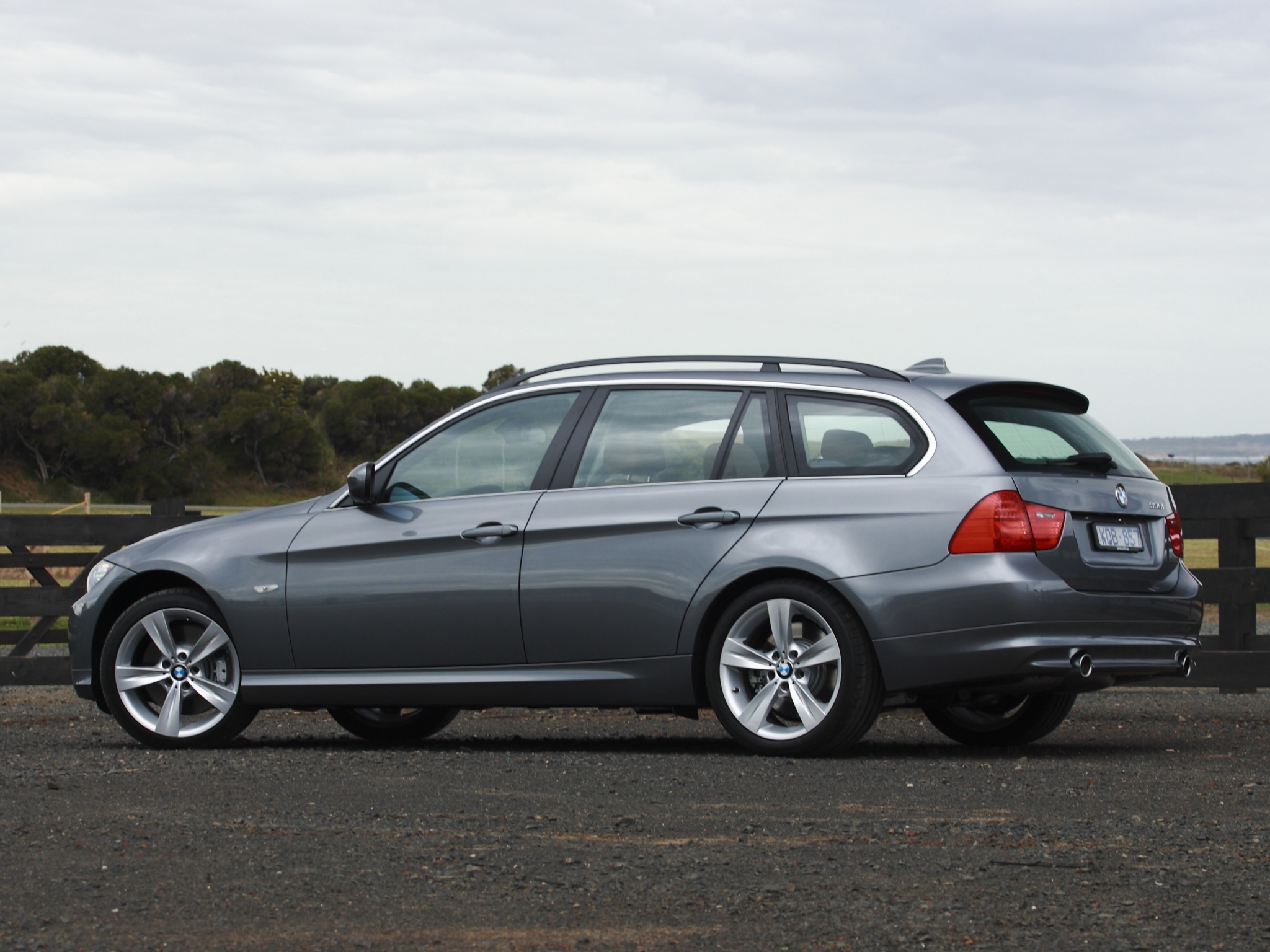 Bmw 3 Series Touring photo 50