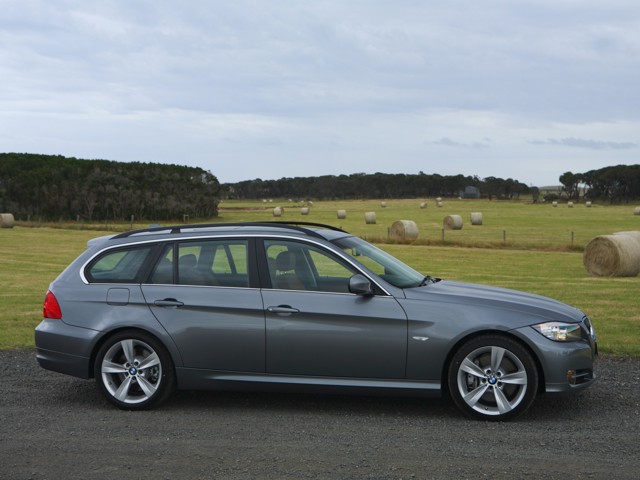 Bmw 3 Series Touring photo 52