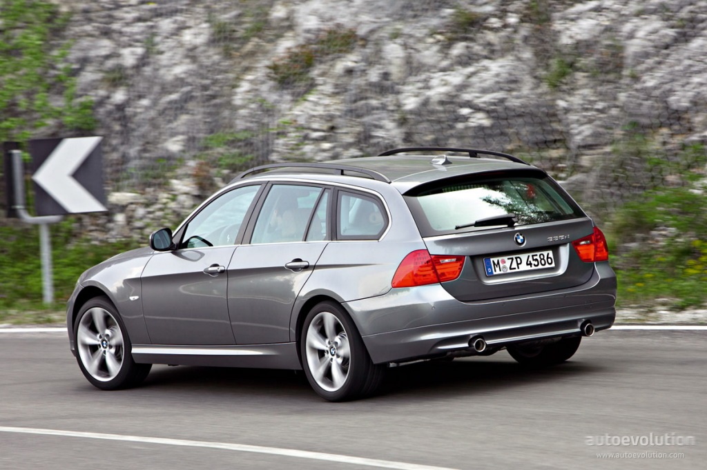 Bmw 3 Series Touring photo 11