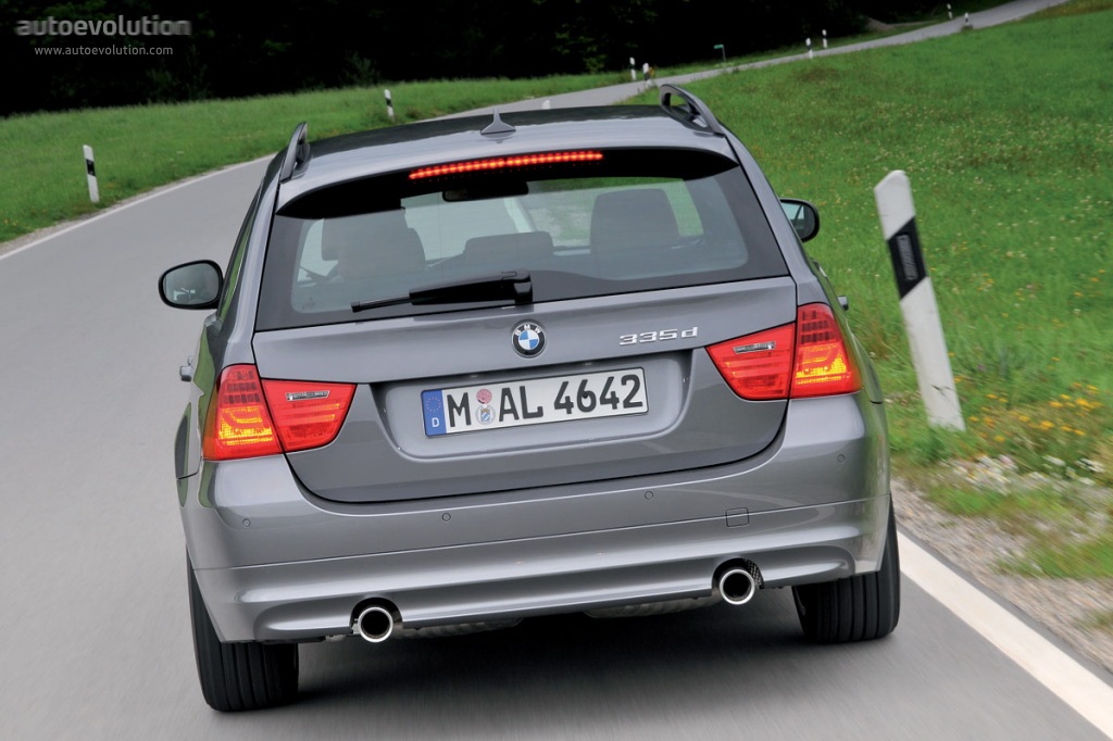 Bmw 3 Series Touring photo 14