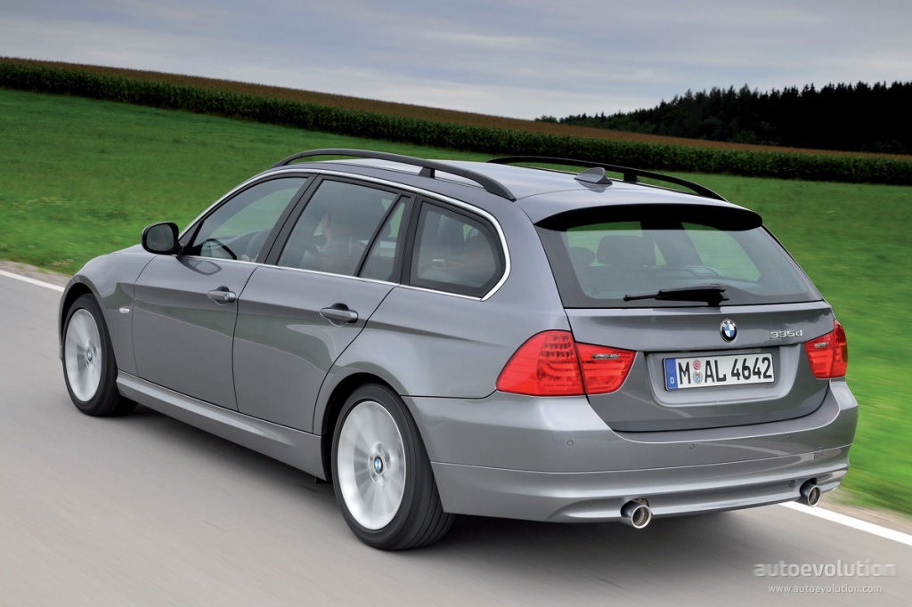 Bmw 3 Series Touring photo 17