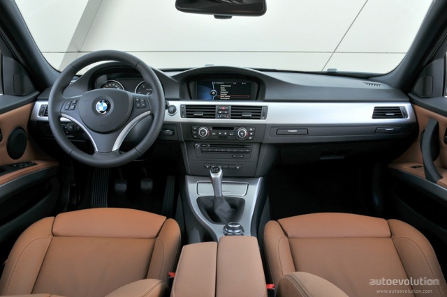 Bmw 3 Series Touring photo 69
