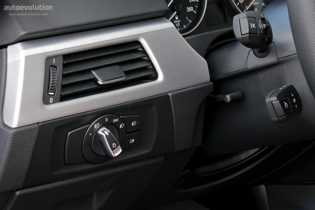 Bmw 3 Series Touring photo 73