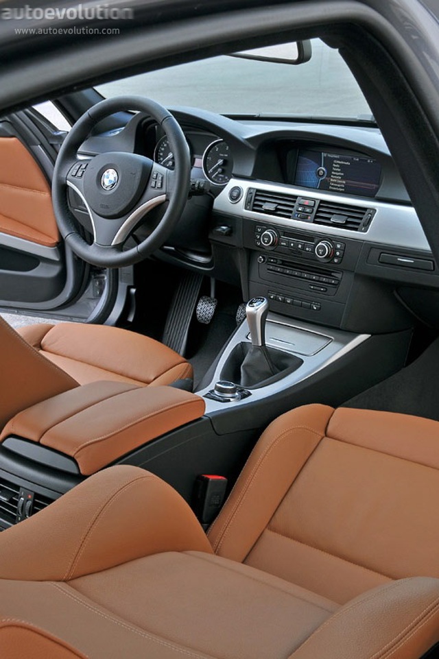 Bmw 3 Series Touring photo 75