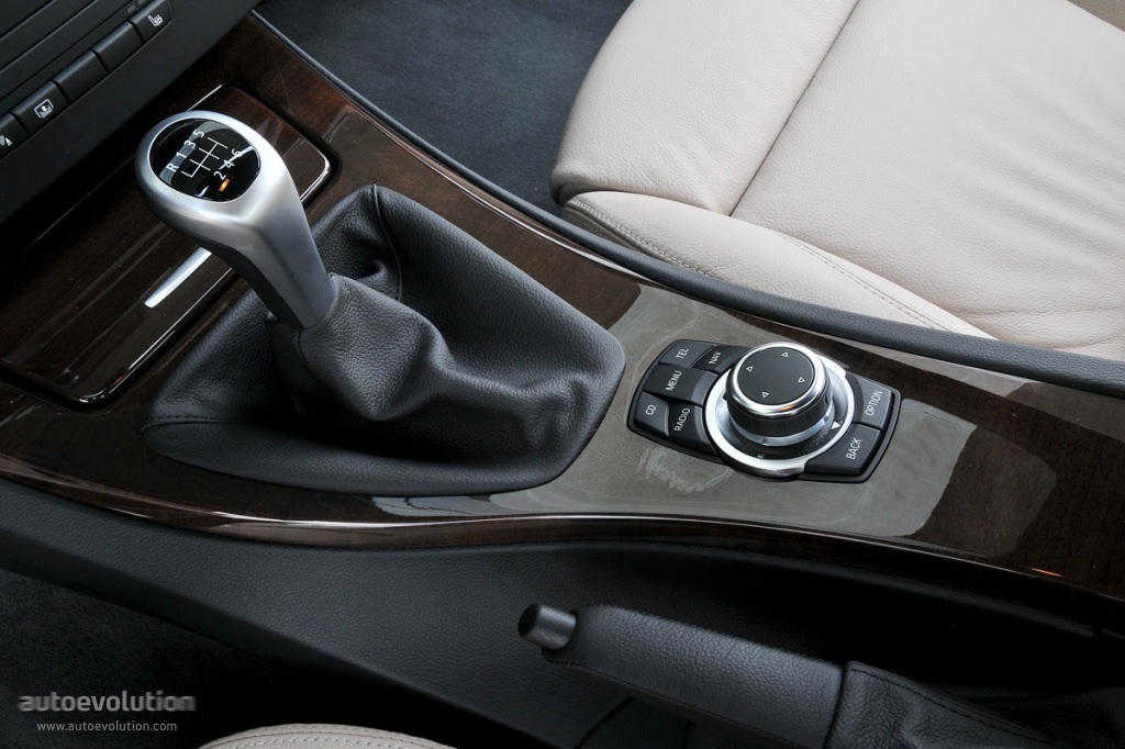 Bmw 3 Series Touring photo 76