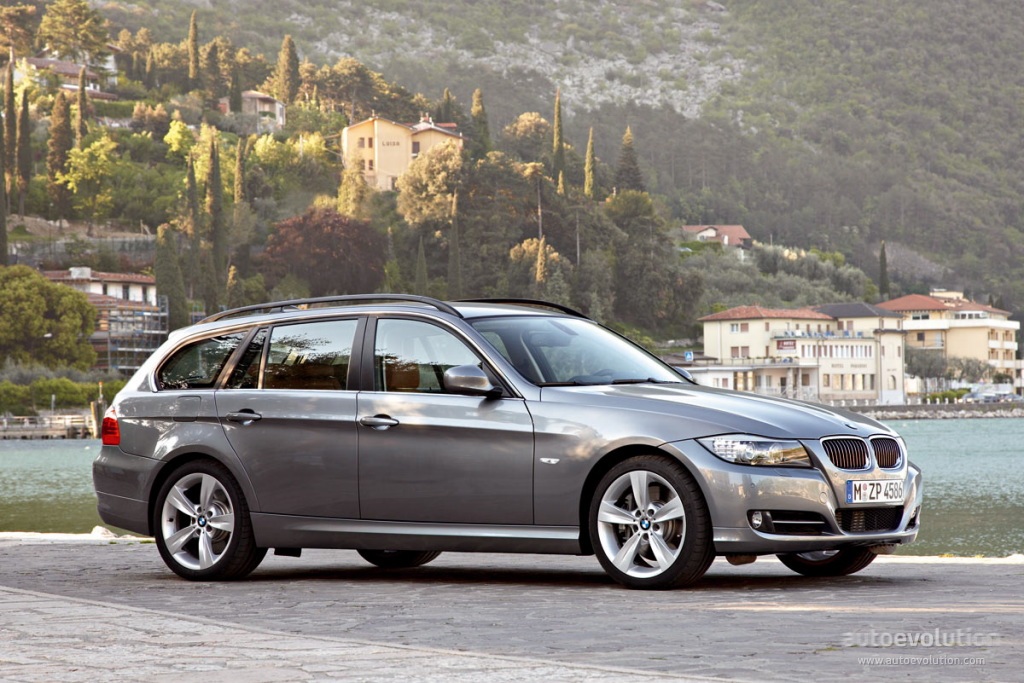 Bmw 3 Series Touring photo 9