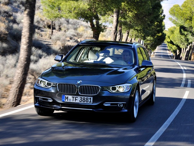 Bmw 3 Series Touring photo 12